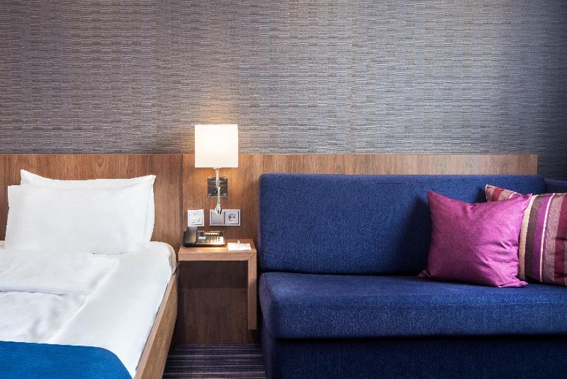 اتاق استاندارد, Holiday Inn Express Friedrichshafen, An Ihg