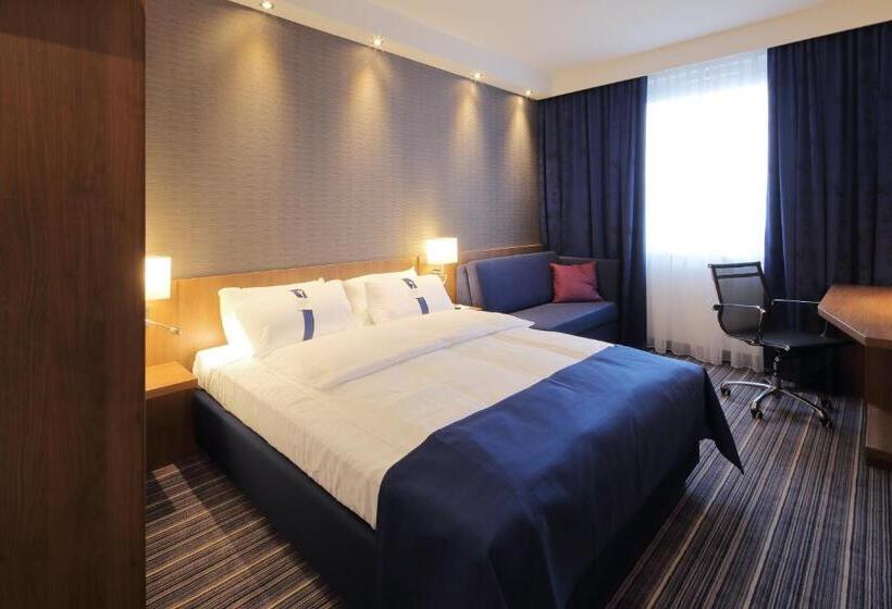 اتاق استاندارد, Holiday Inn Express Friedrichshafen, An Ihg