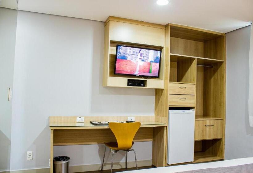 Номер Deluxe, Imperial Plaza