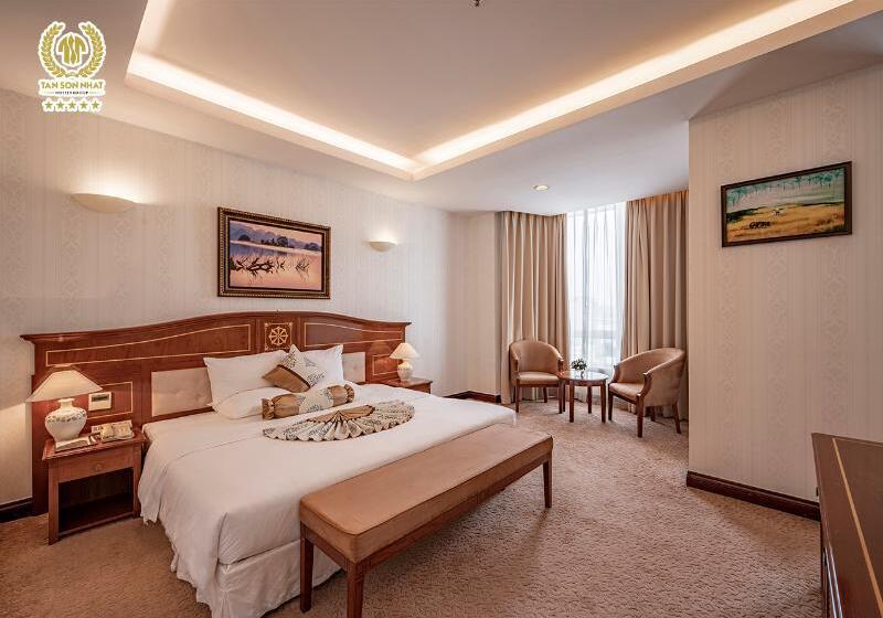 سوییت, Tan Son Nhat Saigon