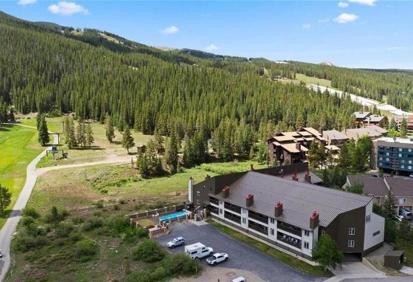 Апартаменты 1 Спальня, Copper Valley 107