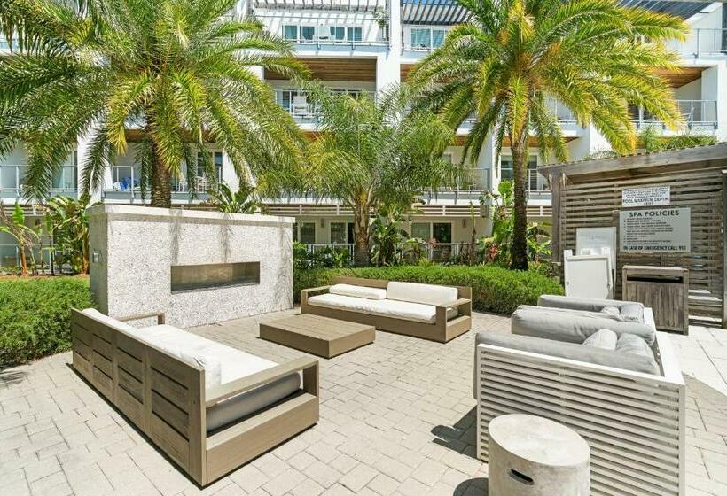 Апартаменты 3 Спальни, Paradise Palms   The Pointe 336