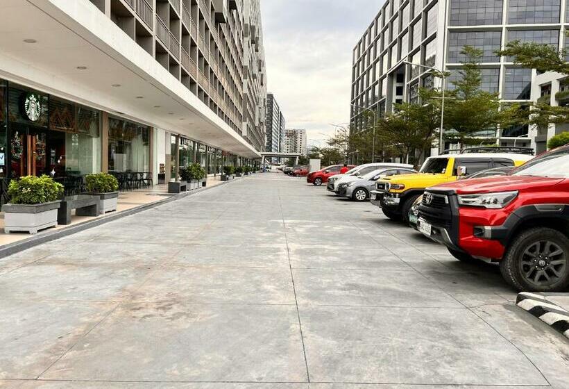 Quarto Estandar, Shore1 Residences Yam Staycation