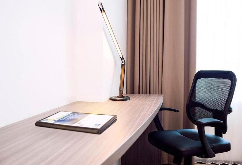 标准间, Holiday Inn Express Surabaya Centerpoint, An Ihg