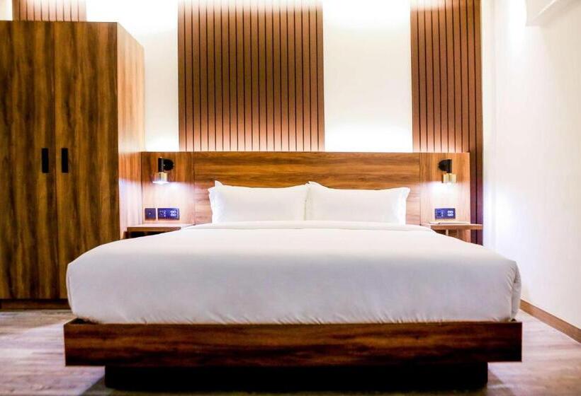 Номер Deluxe Кровать Кинг, Surestay Studio By Best Western Clarkview, Angeles City