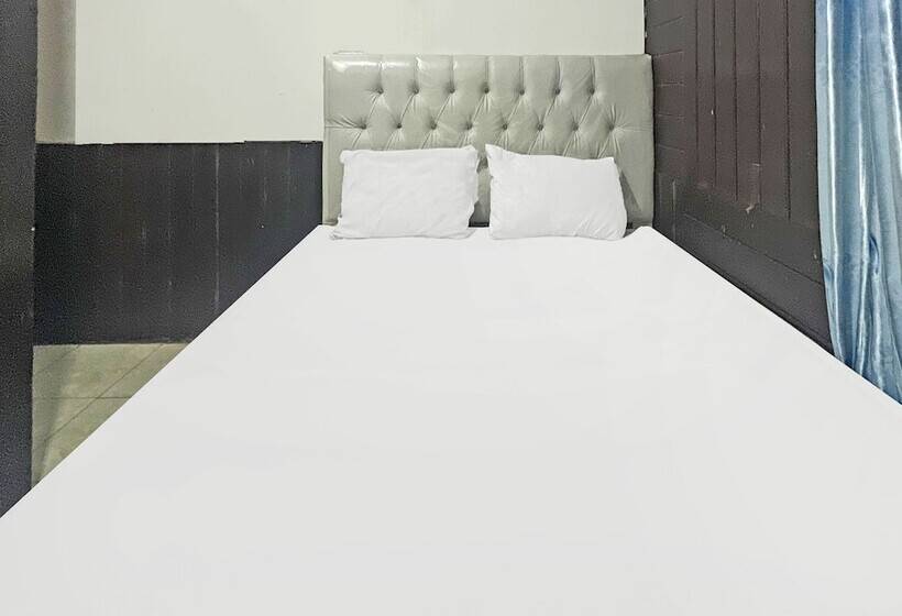 エコノミールーム, Spot On 91793 Maila Homestay
