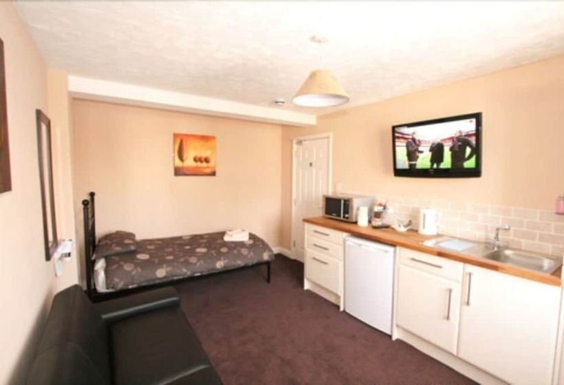 Номер Стандарт, Central Studios Gloucester Road By Roomsbooked   Free Parking
