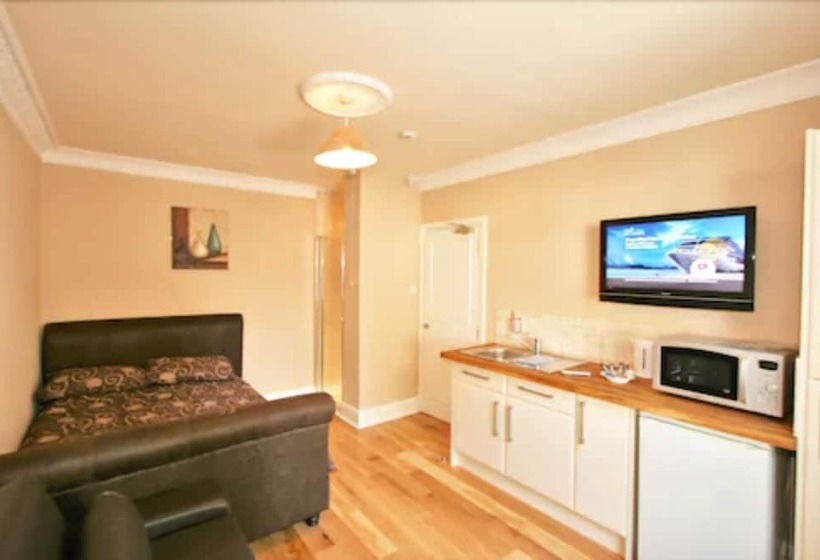 Семейный Номер, Central Studios Gloucester Road By Roomsbooked   Free Parking