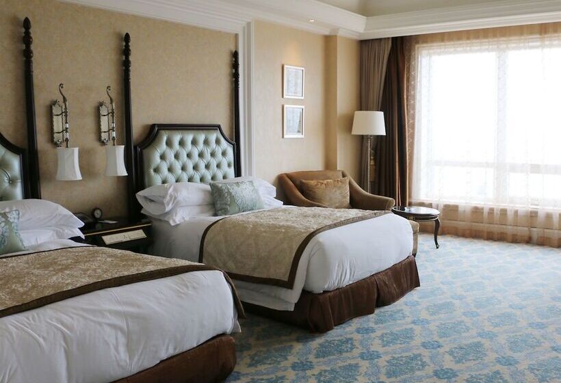 Номер Deluxe Вид на Море, The Castle Hotel, A Luxury Collection Hotel, Dalian