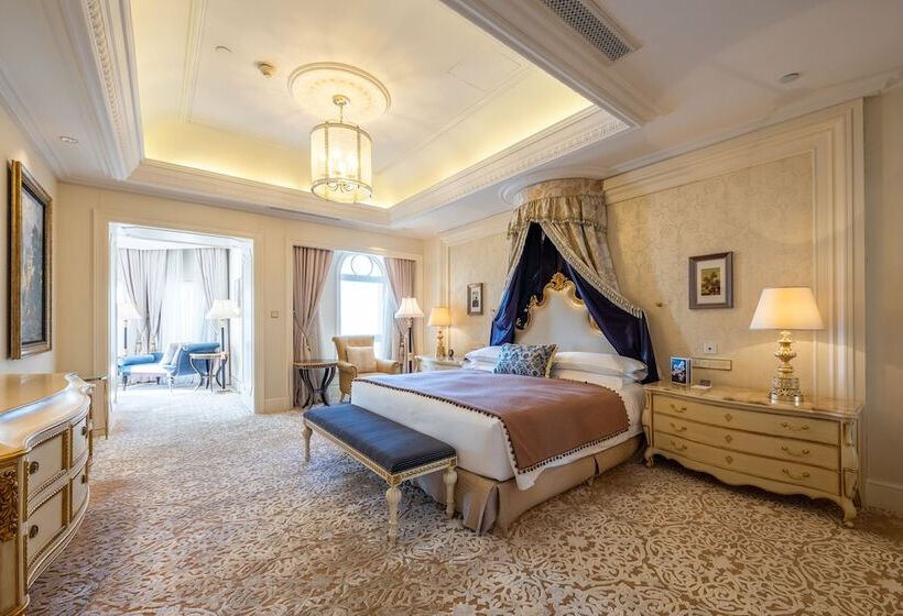 Люкс Президентский 2 Спальни, The Castle Hotel, A Luxury Collection Hotel, Dalian