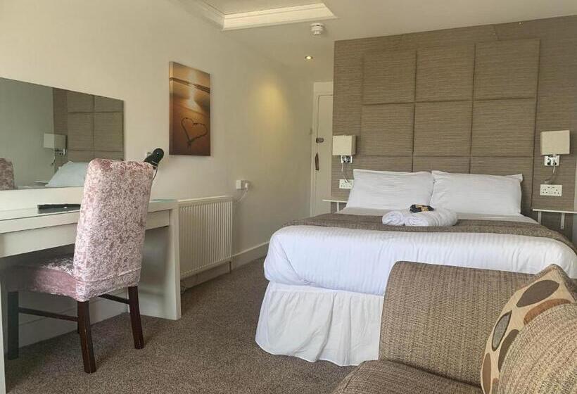חדר סטנדרט נוף לים, The Jubilee Hotel East  With Spa Facilities