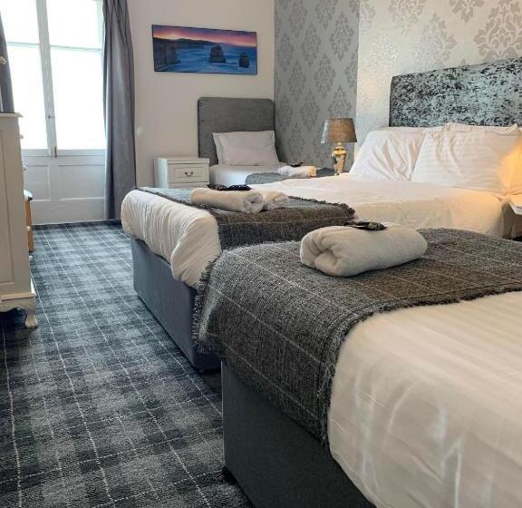 חדר משפחתי נוף לים, The Jubilee Hotel East  With Spa Facilities