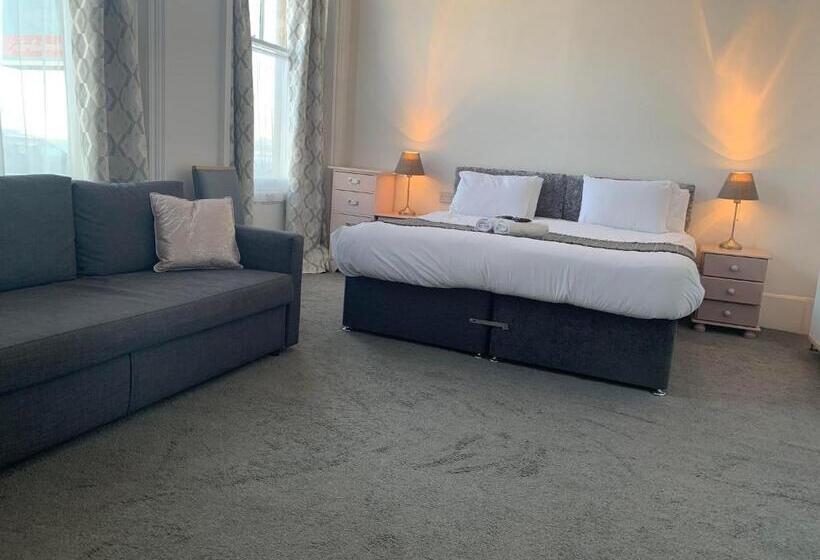חדר סטנדרט נוף לים, The Jubilee Hotel East  With Spa Facilities