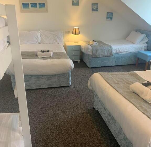 חדר משפחתי, The Jubilee Hotel East  With Spa Facilities