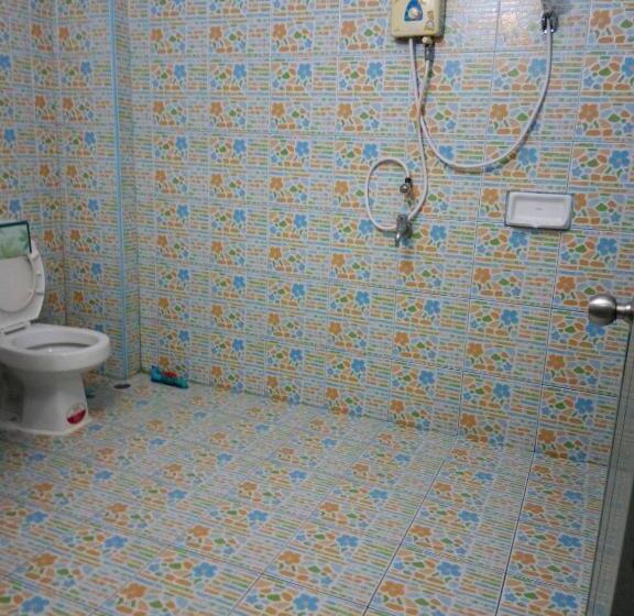 اتاق لوکس, Yuri Guesthouse
