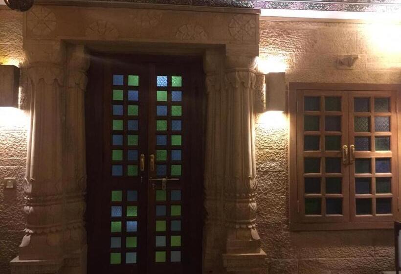 סוויטה, Fort Villa
