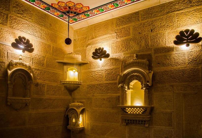 סוויטת סופריור, Fort Villa