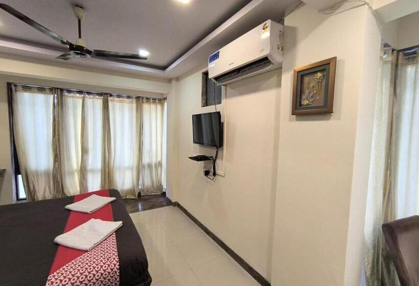 Номер Deluxe, Phoenix,panvel