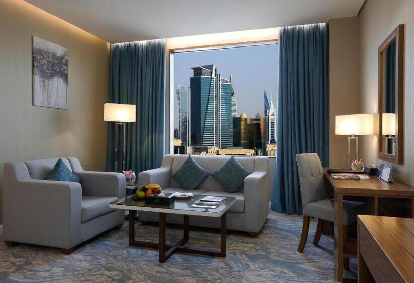 Номер Deluxe Кровать Кинг, Cantonal Hotel By Warwick