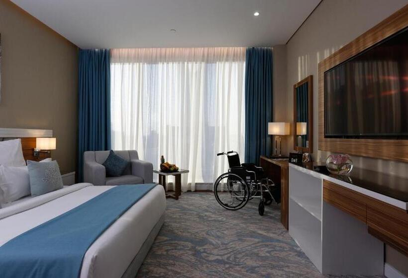 Номер Стандарт Кровать Кинг Адаптированный для Инвалидов, Cantonal Hotel By Warwick