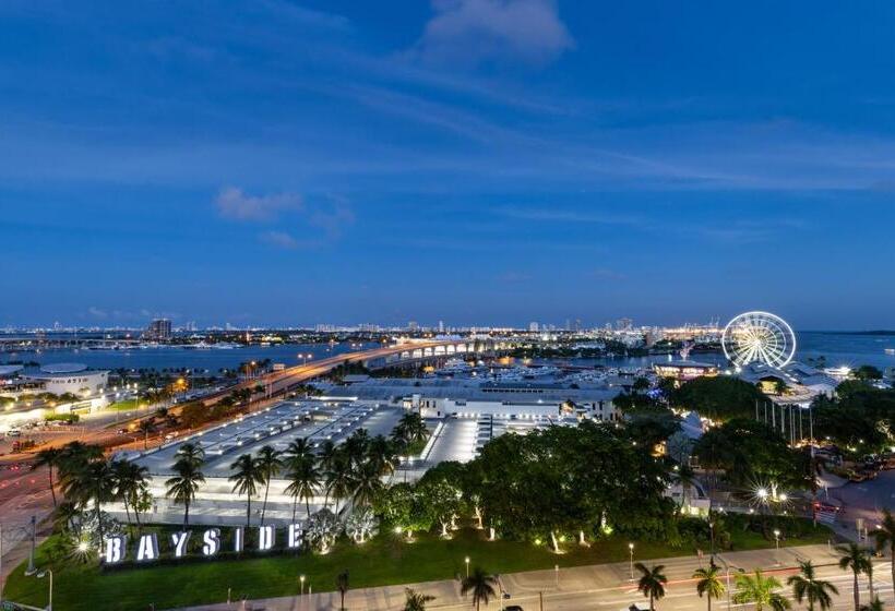 带大床的标准工作室, The Elser Hotel Miami, An All Suite