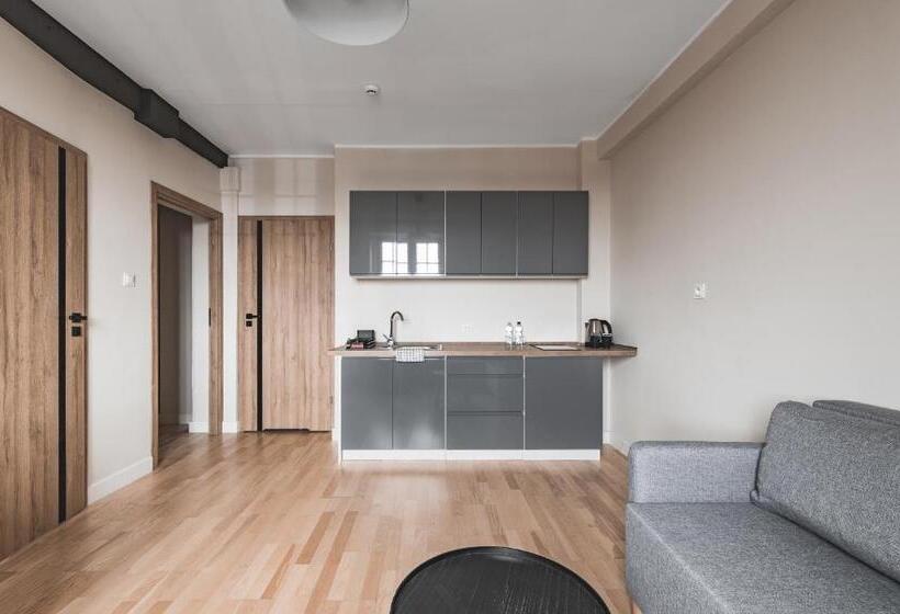 Апартаменты Deluxe 1 Спальня, Aparthotel Stara Przędzalnia
