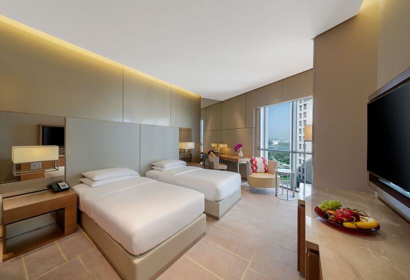 Семейный Номер, Hyatt Regency Dubai Creek Heights