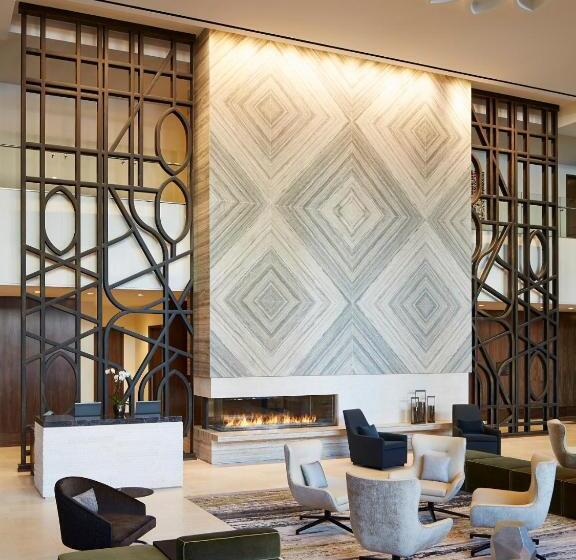 디럭스 룸 킹사이즈 침대, Loews Chicago