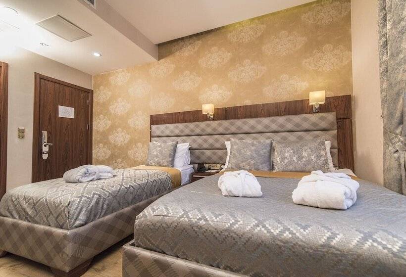 اتاق استاندارد سه نفره, Midmar Deluxe