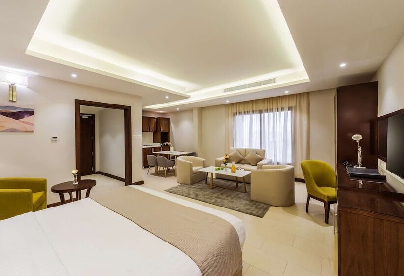 سوییت جونیور, Best Western Plus Al Qurayyat City Center