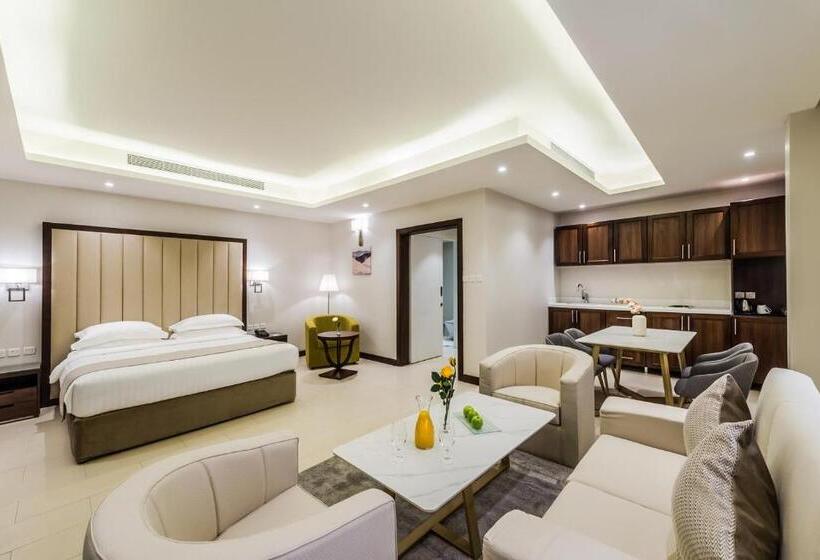 سوییت جونیور, Best Western Plus Al Qurayyat City Center