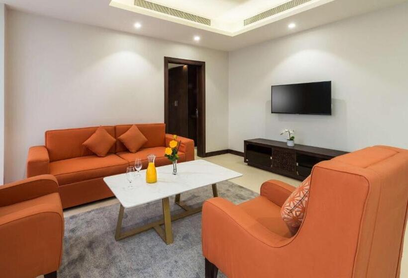 سوئیت پریمیوم, Best Western Plus Al Qurayyat City Center