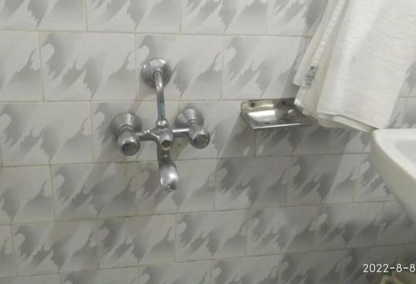 اتاق پریمیوم چهارنفره, Omran Villa By Wb Inn