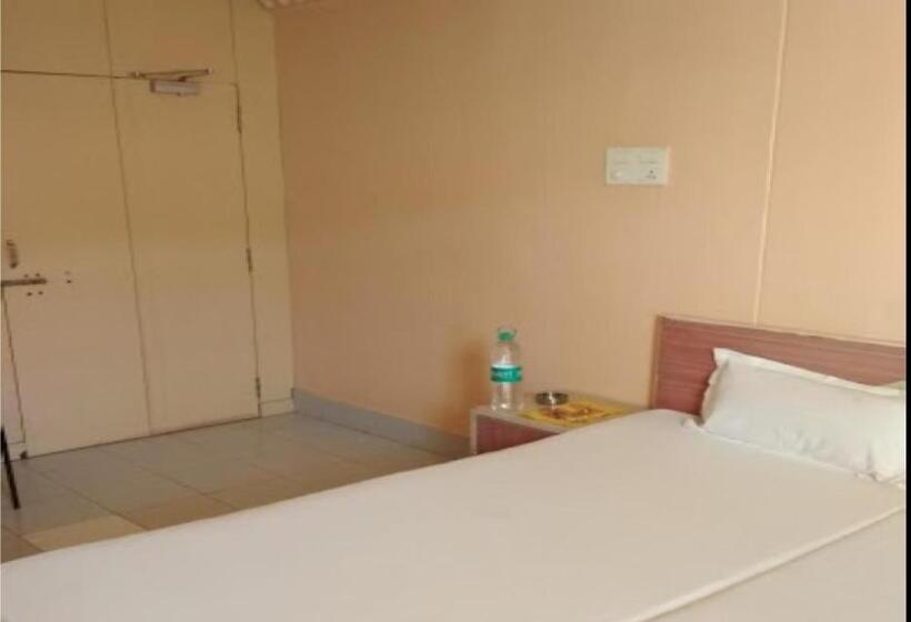 اتاق پریمیوم چهارنفره, Omran Villa By Wb Inn