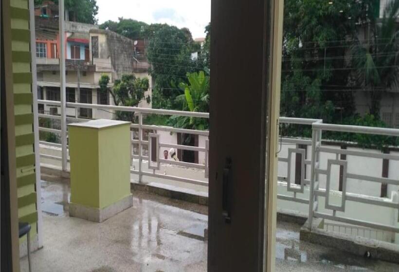 اتاق پریمیوم چهارنفره, Omran Villa By Wb Inn