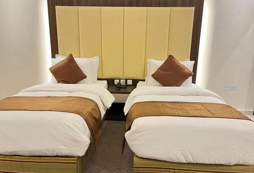 سوئیت 2 خوابه, فندق النزيل الذهبي   Golden Guest