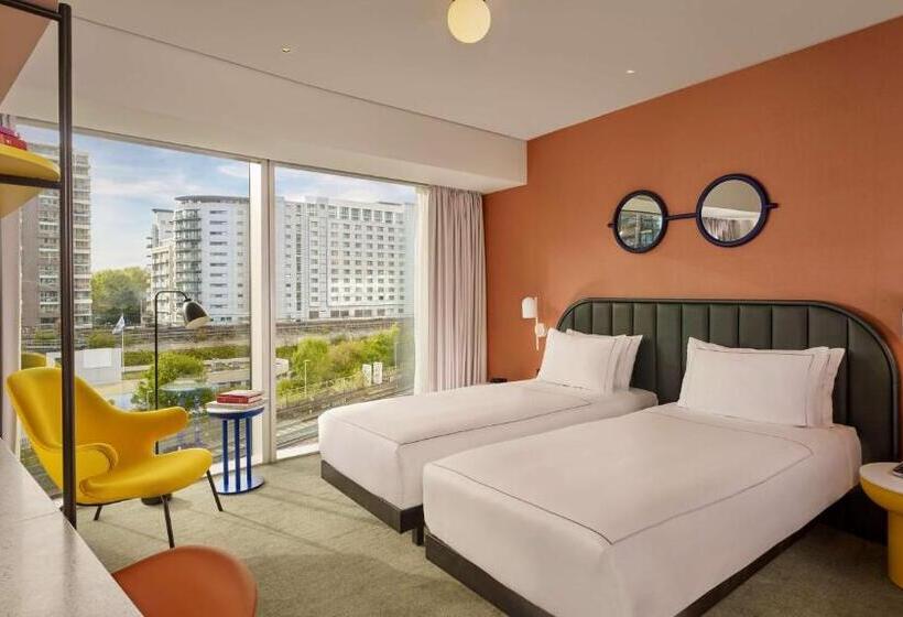 Номер Стандартный с Видом, Art Otel London Battersea Power Station, Powered By Radisson Hotels