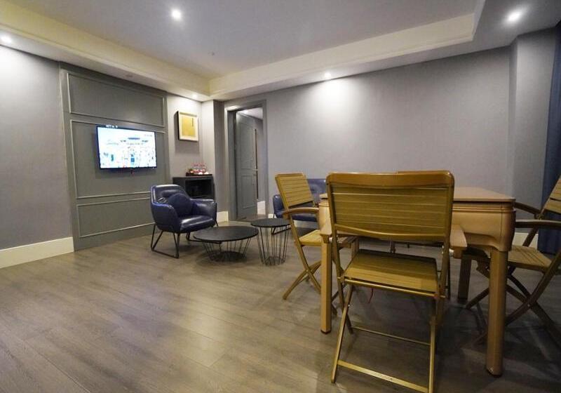 سوییت, Lano Hotel Guizhou Zunyi Renhuai Power Supply Bureau Office Building