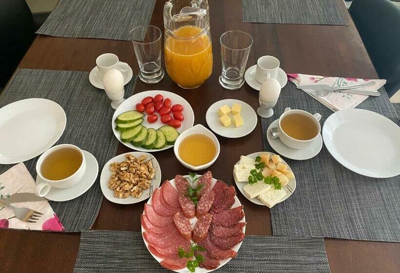 ویلای لوکس 1 خوابه, Casa Viilor