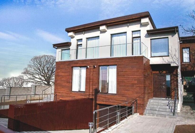 ویلای لوکس 1 خوابه, Casa Viilor