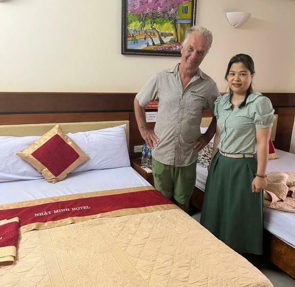 اتاق لوکس با چشم‌انداز دریا, Khách Sạn Nhật Minh Cửa Lò