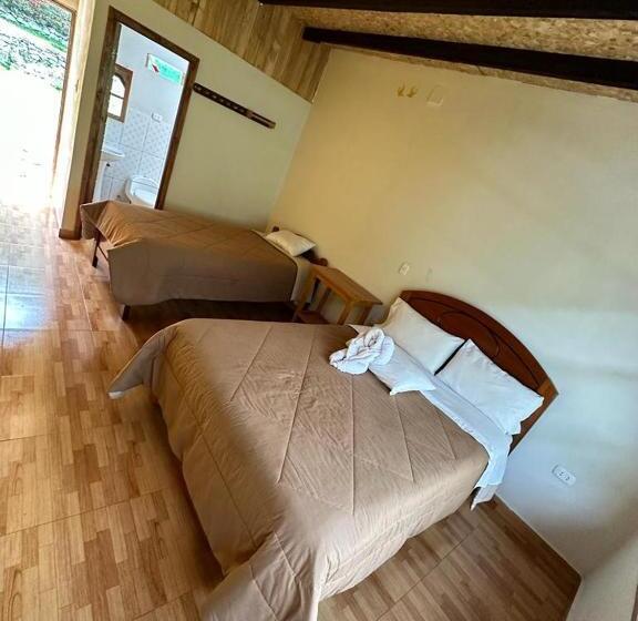 חדר סטנדרט לשלושה, Lia B&b Lucmabamba