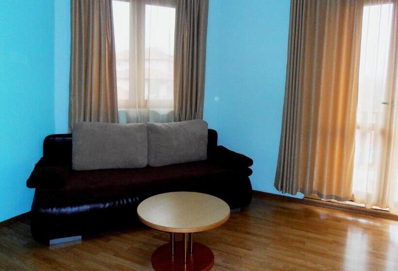 Апартаменты 1 Спальня, Guest House Misha