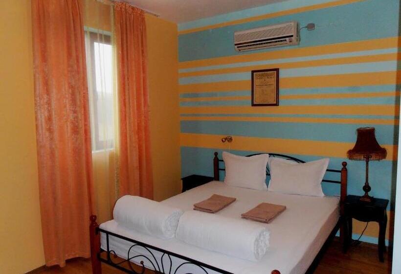 Номер Стандарт, Guest House Misha