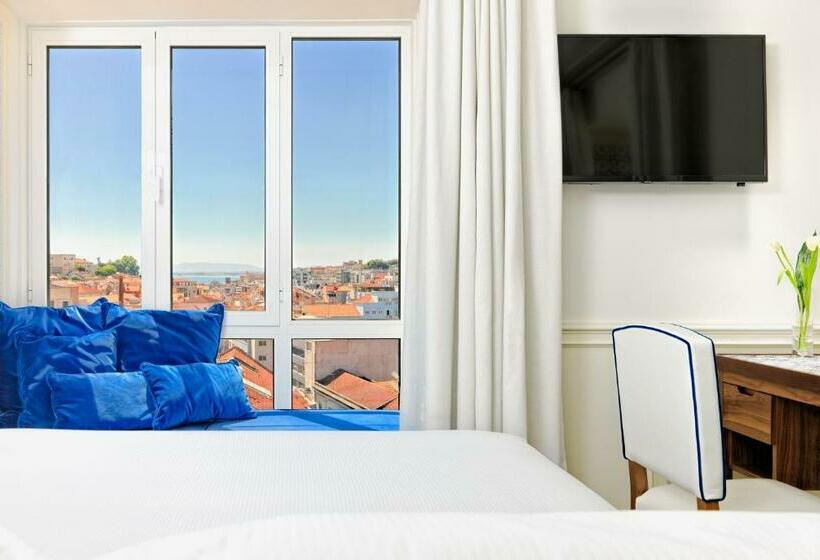Quarto Estandar, H10 Duque De Loule