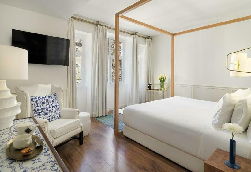 Quarto Superior, H10 Duque De Loule
