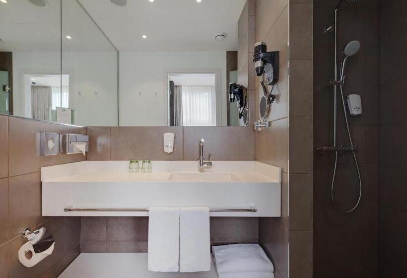 Номер Стандарт, Holiday Inn Dresden   Am Zwinger, An Ihg