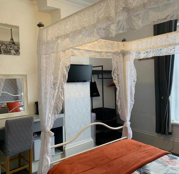 Quarto Deluxe, Hornby Villa B&b Couples & Families Only Central Location