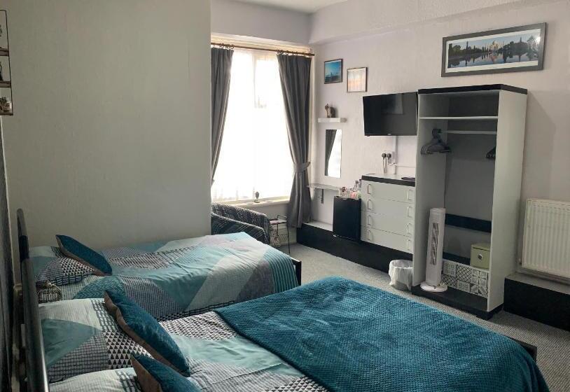 Quarto Familiar Superior, Hornby Villa B&b Couples & Families Only Central Location