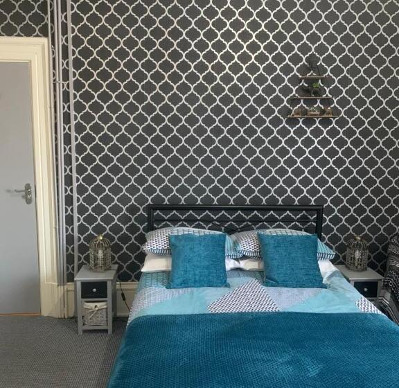 Quarto Superior, Hornby Villa B&b Couples & Families Only Central Location